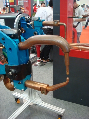 Zgrzewanie punktowe oporowe Tongfu Clamp Custom Spawacz 400A-4000A