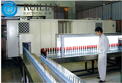 Linia produkcyjna do natryskiwania powlekania butelek kosmetycznych 8KW